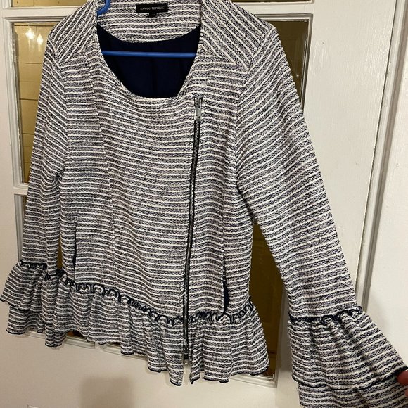 Banana Republic Women's Blazer - Picture 2 of 3